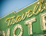 Travelier Motel