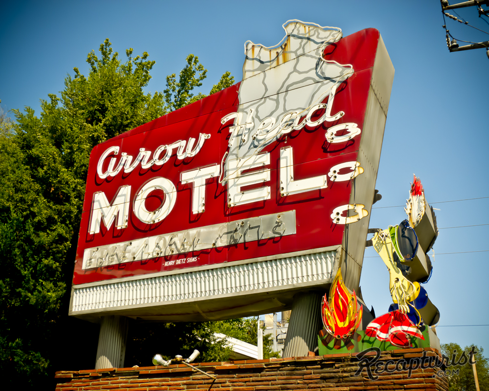 Arrow Head Motel - Columbia, MO
