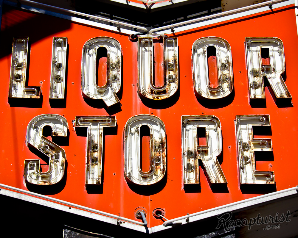 Lowry Hill Liquor - Minneapolis, MN