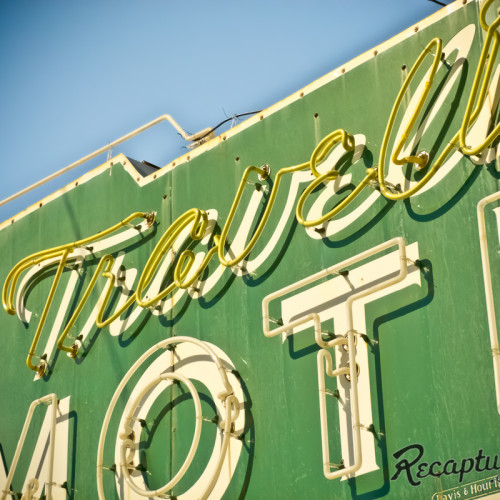 Travelier Motel - Macon, MO
