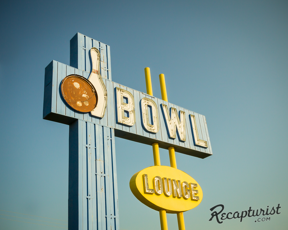 Village Bowl (Aberdeen, ND)
